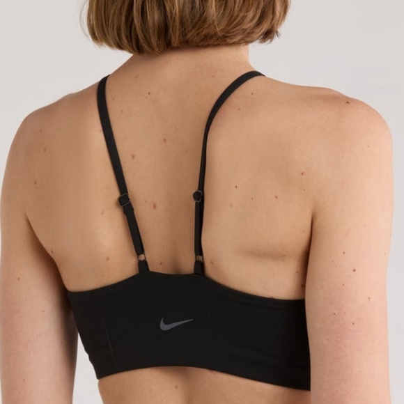 Nike Black Womens Keyhole Sports Bra NWT - Picture 3 of 9